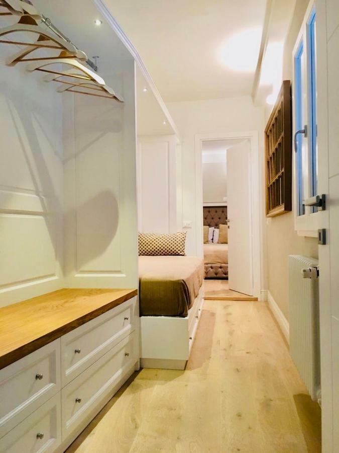 Booking Firenze Esterno foto