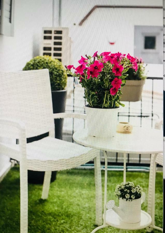 Booking Firenze Esterno foto
